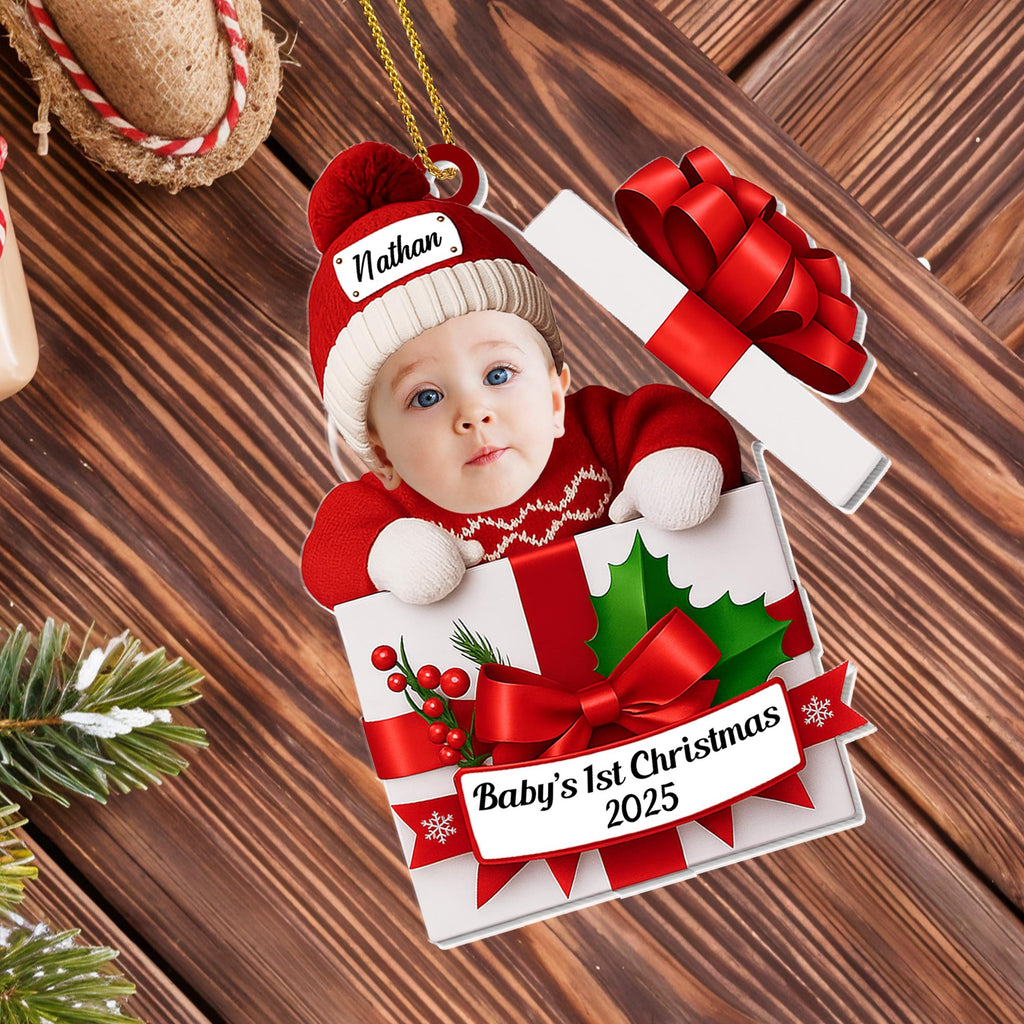 Baby's 1st Christmas, Gift Box And Holly